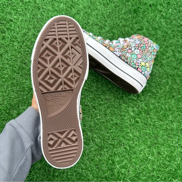 Converse Chuck Taylor All Star Lift Platform Hi Allover Florals Pale Surplus - Picture 13 of 13